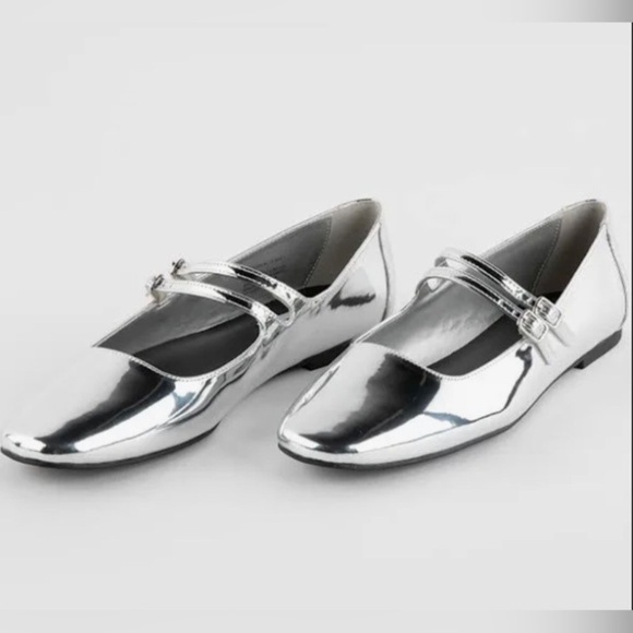 Steve Madden Alisah Silver metallic mirroed mary jane double strap flats size 11 - Picture 1 of 8